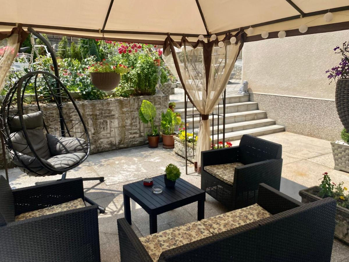 Apartment  Ni Exterior foto
